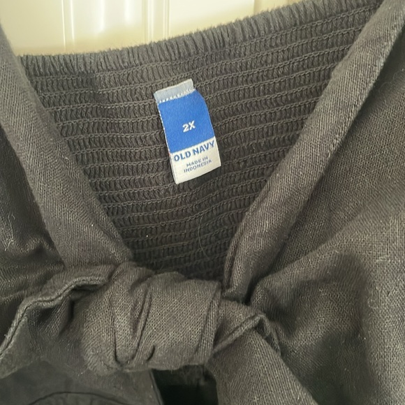 Woman’s dress - Picture 2 of 7